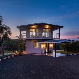 Ora by StayVista - 1BHK Valley-View Villa, hotel din Khamshet