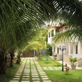 Residencial Jardim Imbassai 4 apt mobiliado com piscina