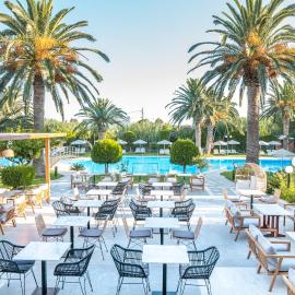 May Beach Hotel、レティムノ・タウンのホテル