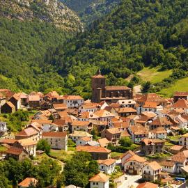Pension Txiki, hotel i Isaba