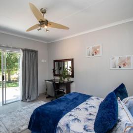 Nita's Air Bed & Breakfast & self catering, hotel a Crocodile Valley Estates