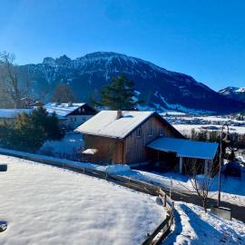 Sunshine Lodge โรงแรมในฟรอนเทน