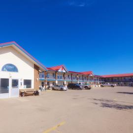 BCMInns - Fort McMurray - Rusty's โรงแรมในฟอร์ตแมคมาร์รีย์
