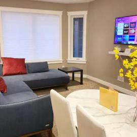 NairaVilla: upscale accommodation for groups, hotel in Regina