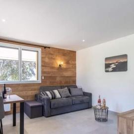 STUDIO LA TOURNETTE, hôtel à Montmin
