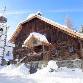 Farmhouse in Weißpriach near Mountain Lakes, hotel em Weisspriach