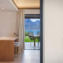 Villa Divina22- APT Icona con piscina e vista lago