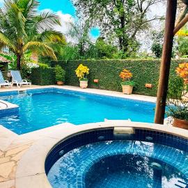 VELINN Pousada Villa Caiçara, hotel in Ilhabela