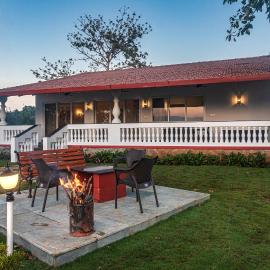 SaffronStays Mariposa by the River Montana - 3BR riverside villa in Karjat with pool and garden, perfect for small families