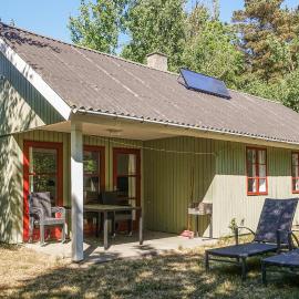 A Beautiful Home In Aakirkeby With 4 Bedrooms And Wifi, hotell i Vester Sømarken