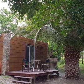 Monoambiente con jardín a una cuadra de la playa, hotel a Colonia del Sacramento