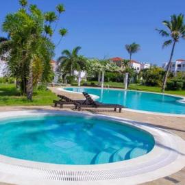 The hayce residence، فندق في كيليفي
