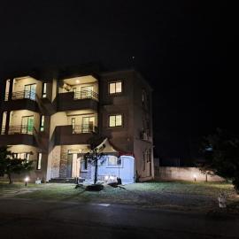 南海凱歌民宿獨棟庭園別墅 1烤肉打牌歡唱 2寵物友善 3聰明包棟-依人數提供相對應床位及房間數4近市區東大夜市