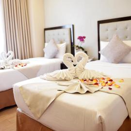 Aura One Hotel