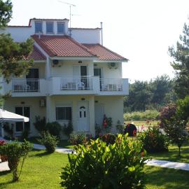 Villa Iris, hotel in Prinos