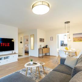 INhome: Garten - Terrasse - Parkplatz - Netflix