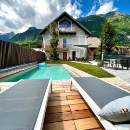 Emerald Valley Apartments, hotel em Bovec