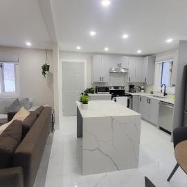 JstLikeHome - Serenity Suites & Guesthouse, hotel u gradu 'Ottawa'
