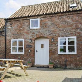 Puffin Cottage، فندق في Bempton
