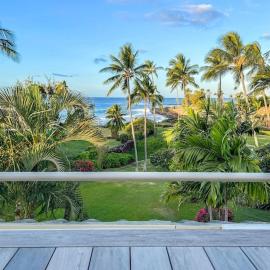 Viesnīca Honu He'e Nalu - The Surfing Turtle - Ocean & Beachfront! Stunning Views! pilsētā Koloa