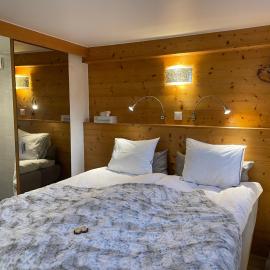 Chalet Rayon de Soleil Gryon Villars, hotel u gradu Grion