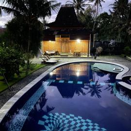 Meriki Losari Villa, in the Heart of Bali, Joglo one bedroom, hotel in Sukawati