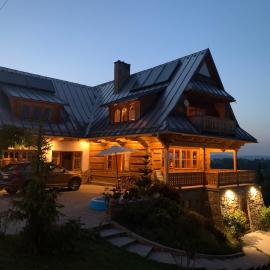 Apartament na Podhalu - WILLA TRZY OGONY, hotel in Gliczarów Górny