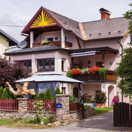 Haus Christina, hotel in Seeboden