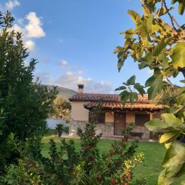 La Celestina, hotel din Candeleda