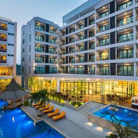 J Inspired Hotel Pattaya, хотел в Патая Сентръл