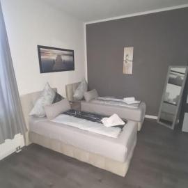 Apartament Suite 2, отель в городе Бернбург