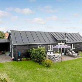 Gorgeous Home In Bindslev With Kitchen