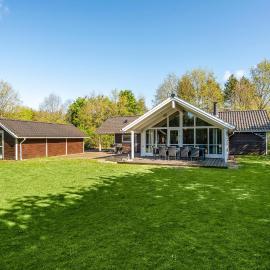 Holiday Home Vestskoven Xi, hotel em Toftlund