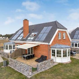 Three-Bedroom Holiday Home In Romo, hotel en Havneby