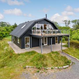 Four-Bedroom Holiday Home In Skjern