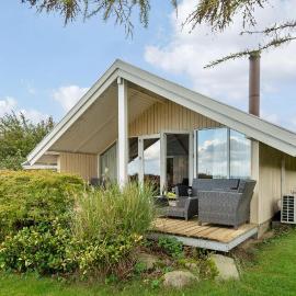 Holiday Home Kystvejen Køge Ix: Køge şehrinde bir otel