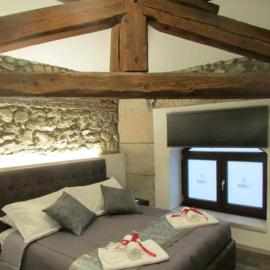ATTIKO 53 Boutique Rooms, hotel in Verona