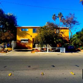The Yellow Penthouse LLC, hotel in Las Vegas