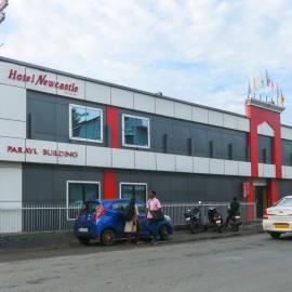HOTEL NEWCASTLE، فندق في Vadakkāncheri