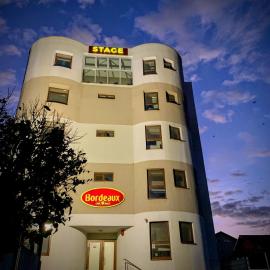 Hotel Bordeaux, hotel u gradu Galaci