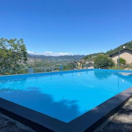 Lake Apartment Ischia White, Lago di Caldonazzo，Tenna 的飯店