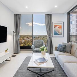 Meriton Suites George Street, Parramatta, hotel di Sydney