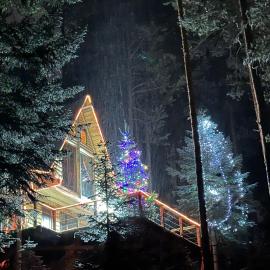 Hut In Hatsvali, hotel u gradu Mestija