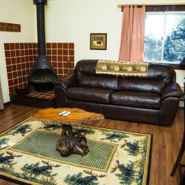 Elkhorn One Bedroom Condo with River View from Deck and Walking Distance to Estes Park - #3262, hotel in Estes Park