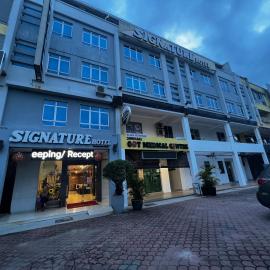 Signature Hotel