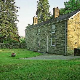 Rhydlanfair, hotel in Capel Garmon