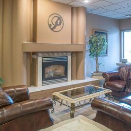 Prime Hotel: Fort McMurray şehrinde bir otel