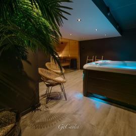 Luxueus genieten aan zee: private jacuzzi en sauna, hotel in Knokke-Heist