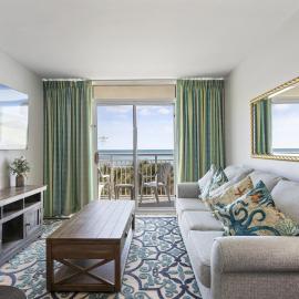 Oceanfront Condo in Atlantica Resort near Boardwalk, hotel u gradu Mirtl Bič