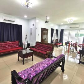 Batu Pahat Karaoke LawnView TvBox BBQ Villa